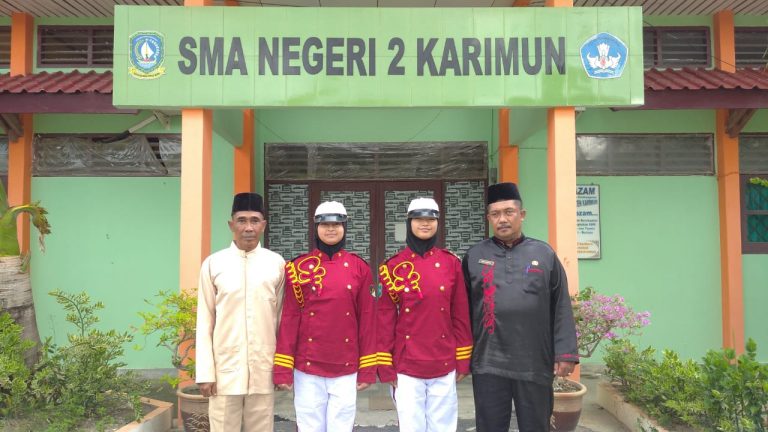2 PUTRI TERBAIK SEKOLAH MENUJU PASKIBRAKA TINGKAT PROVINSI UTUSAN KABUPATEN KARIMUN